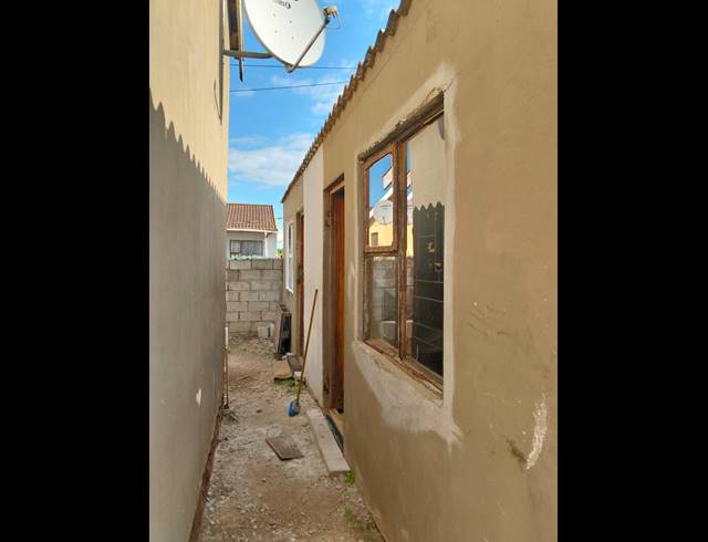 3 BEDROOM HOUSE FOR SALE IN MOTHERWELL NU 7